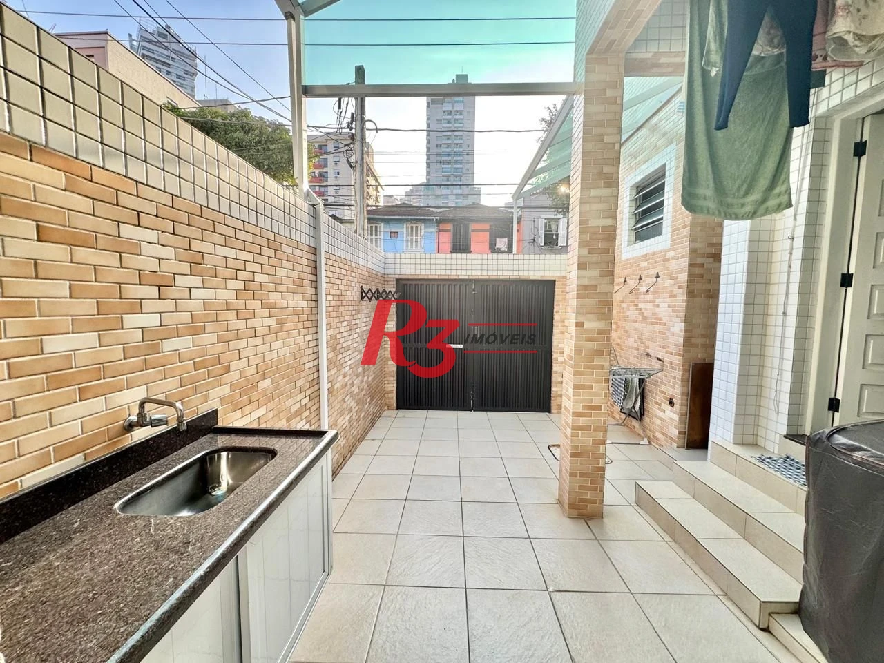 Sobrado à venda, 150 m² por R$ 1.500.000,00 - Gonzaga - Santos/SP