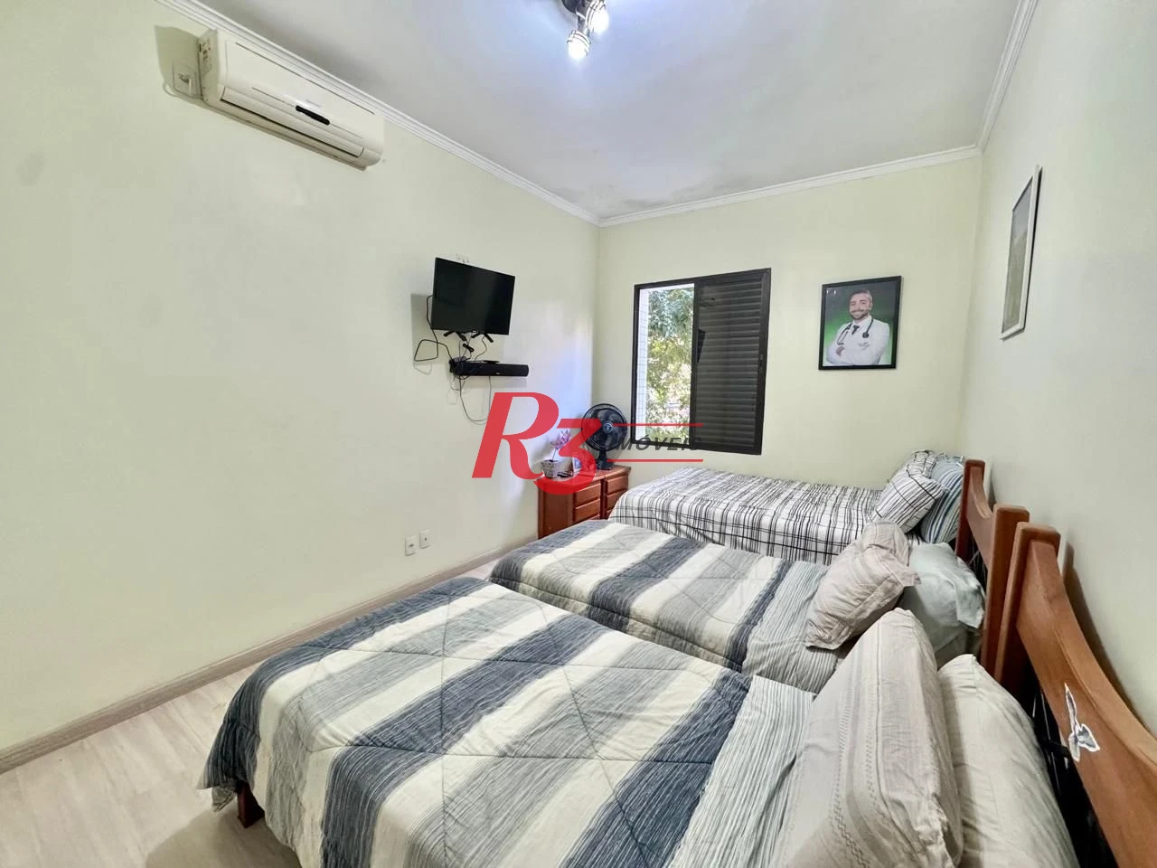 Sobrado à venda, 150 m² por R$ 1.500.000,00 - Gonzaga - Santos/SP