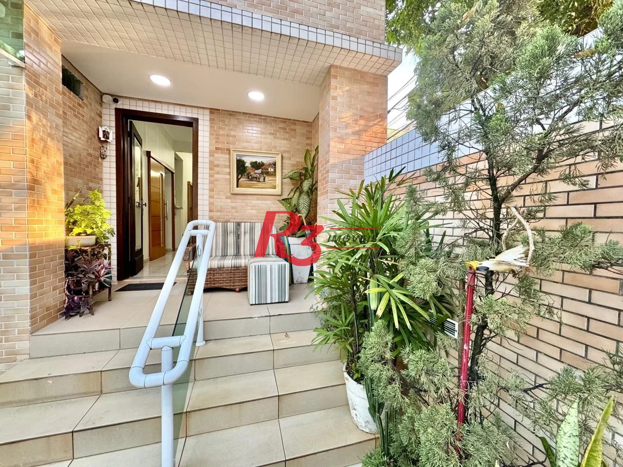Sobrado à venda, 150 m² por R$ 1.500.000,00 - Gonzaga - Santos/SP