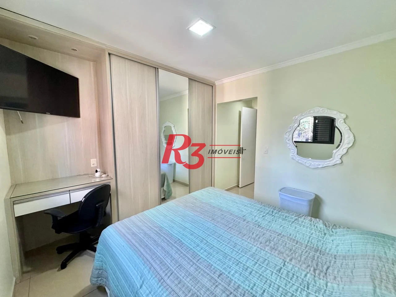 Sobrado à venda, 150 m² por R$ 1.500.000,00 - Gonzaga - Santos/SP
