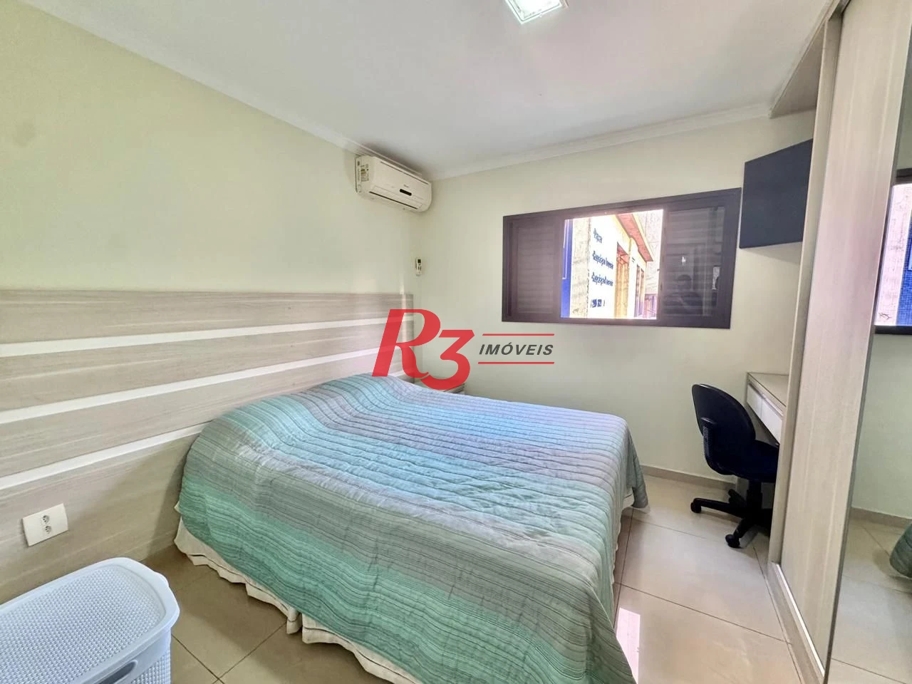 Sobrado à venda, 150 m² por R$ 1.500.000,00 - Gonzaga - Santos/SP