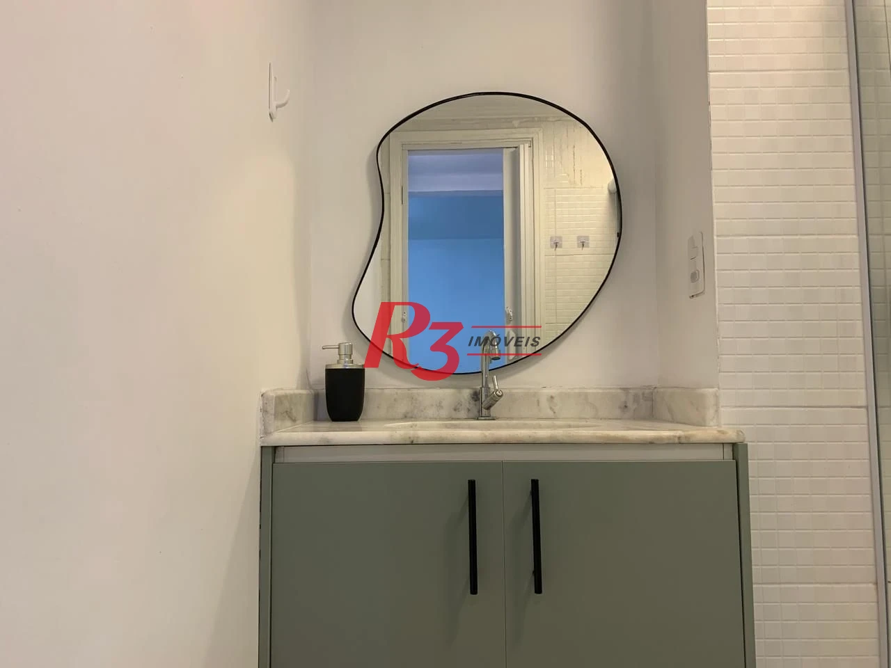 Apartamento à venda, 30 m² por R$ 335.000,00 - Gonzaga - Santos/SP