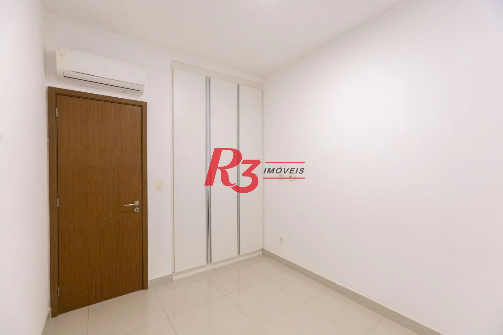 Apartamento para alugar, 78 m² por R$ 5.937,59/mês - Pompéia - Santos/SP