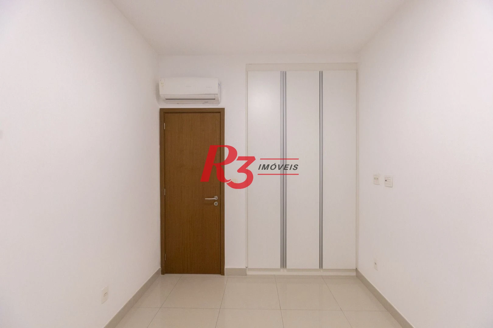 Apartamento para alugar, 78 m² por R$ 5.937,59/mês - Pompéia - Santos/SP