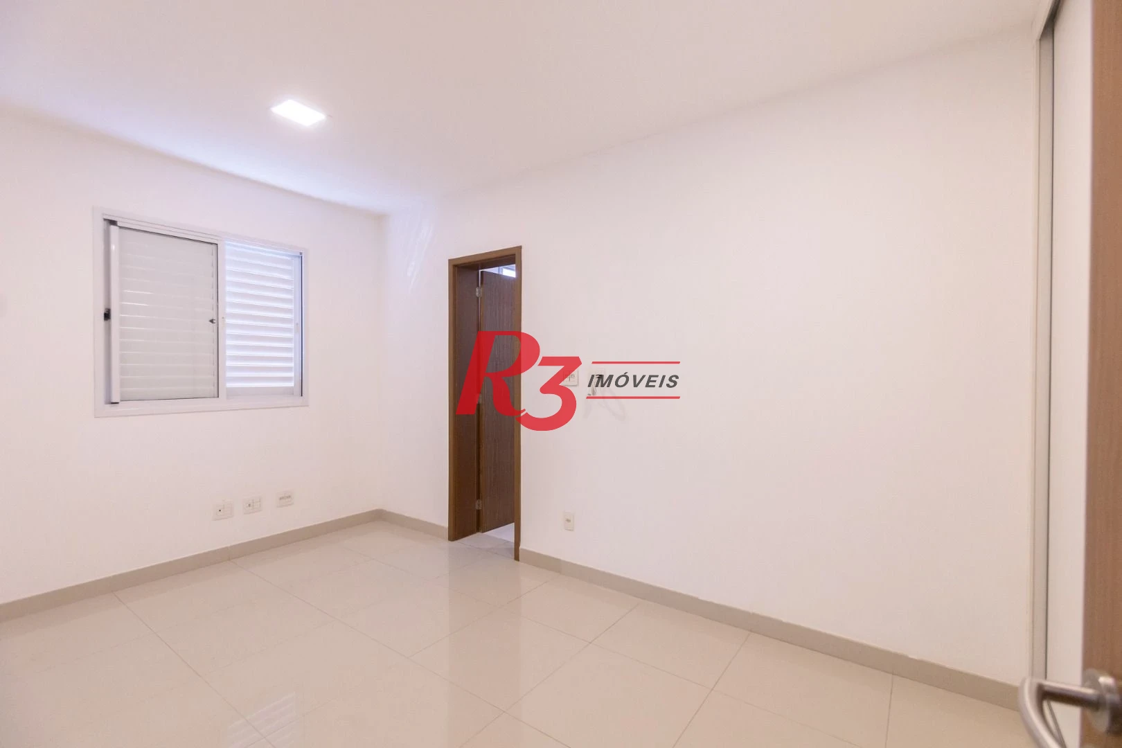 Apartamento para alugar, 78 m² por R$ 5.937,59/mês - Pompéia - Santos/SP