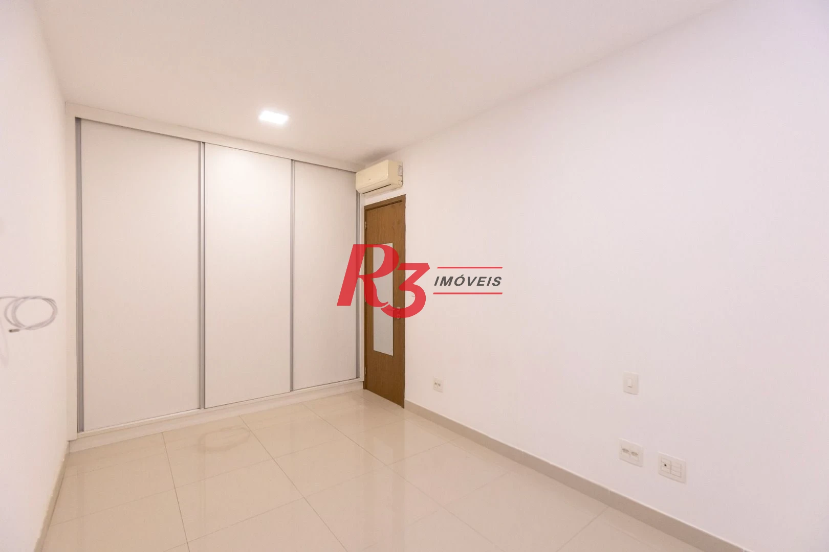 Apartamento para alugar, 78 m² por R$ 5.937,59/mês - Pompéia - Santos/SP