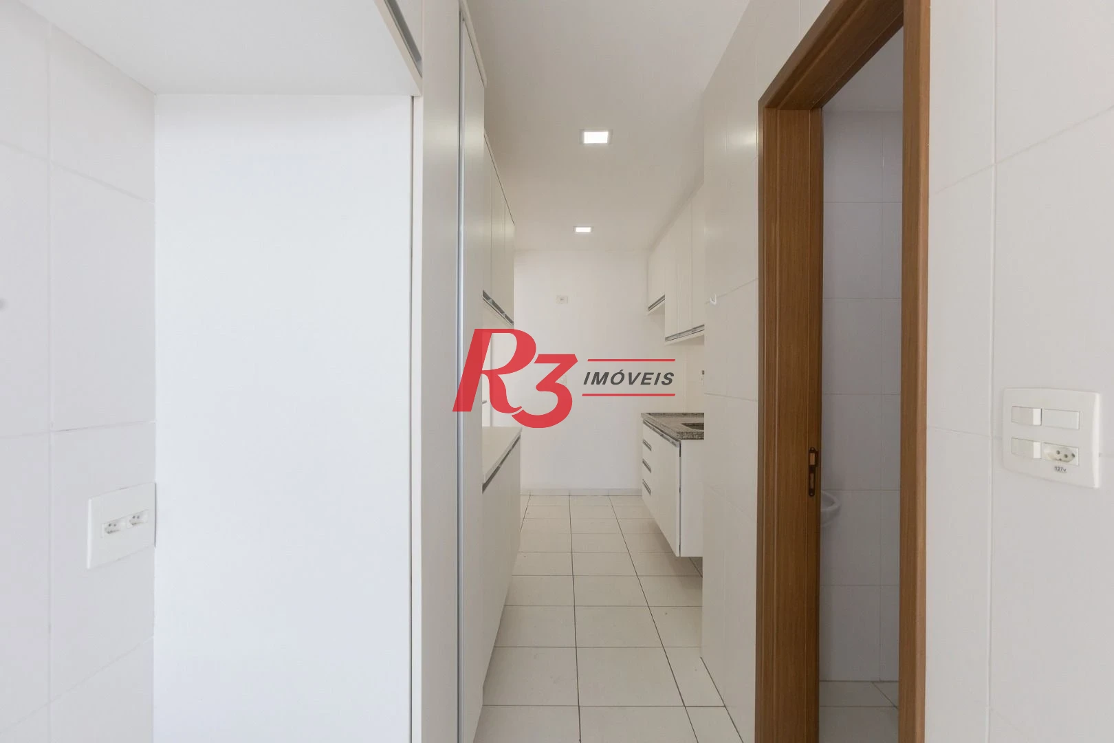 Apartamento para alugar, 78 m² por R$ 5.937,59/mês - Pompéia - Santos/SP