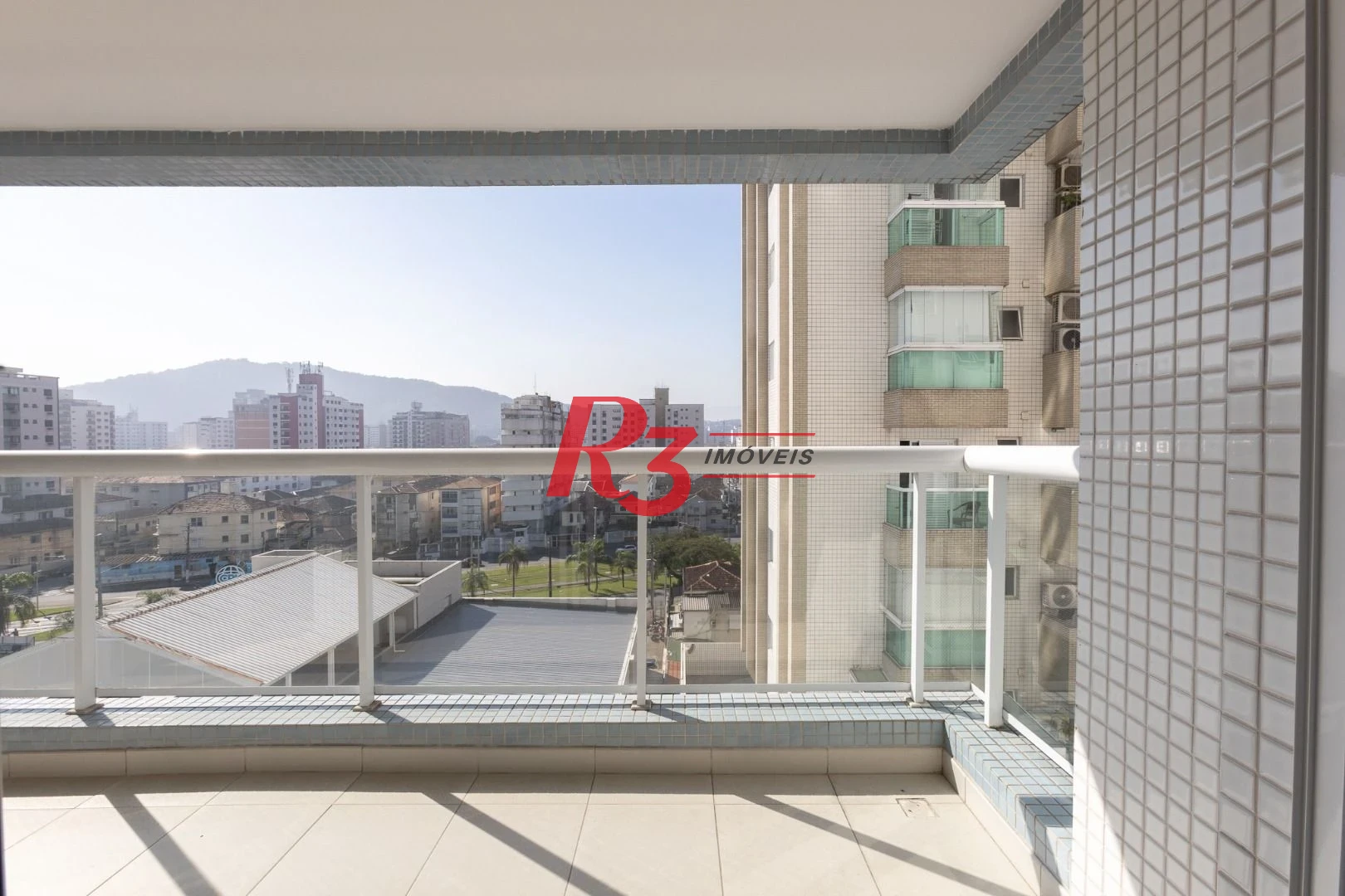 Apartamento para alugar, 78 m² por R$ 5.937,59/mês - Pompéia - Santos/SP