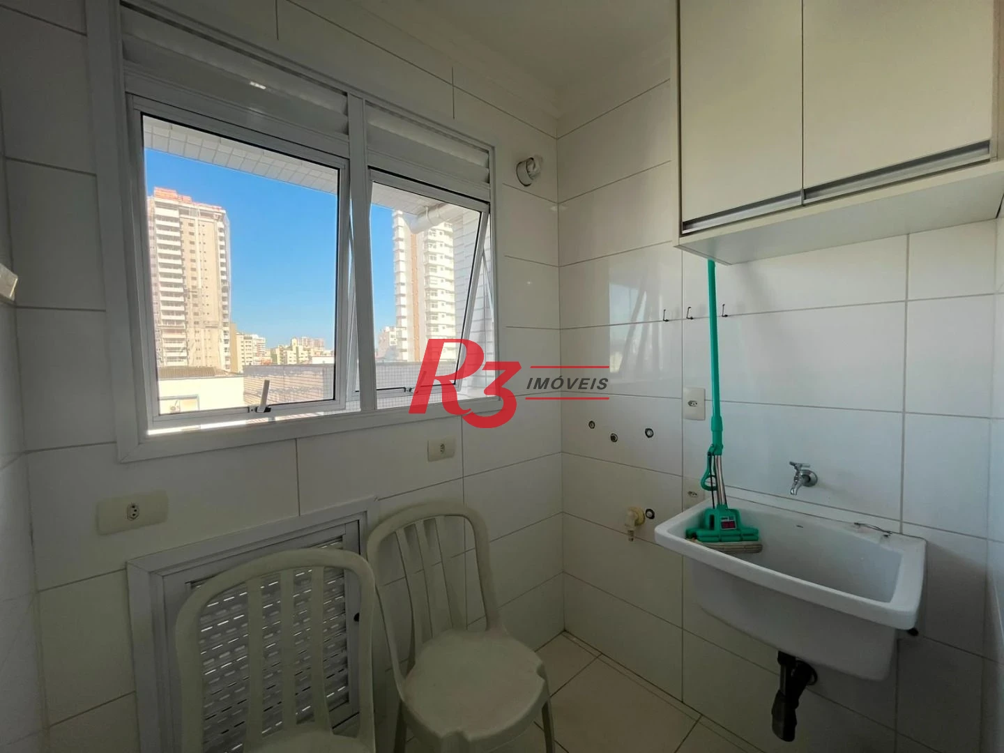 Apartamento com 1 dormitório para alugar, 51 m² por R$ 4.400,00/mês - Embaré - Santos/SP