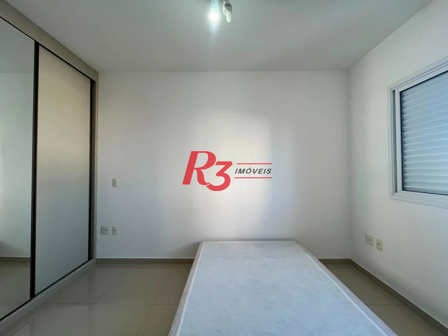 Apartamento com 1 dormitório para alugar, 51 m² por R$ 4.400,00/mês - Embaré - Santos/SP