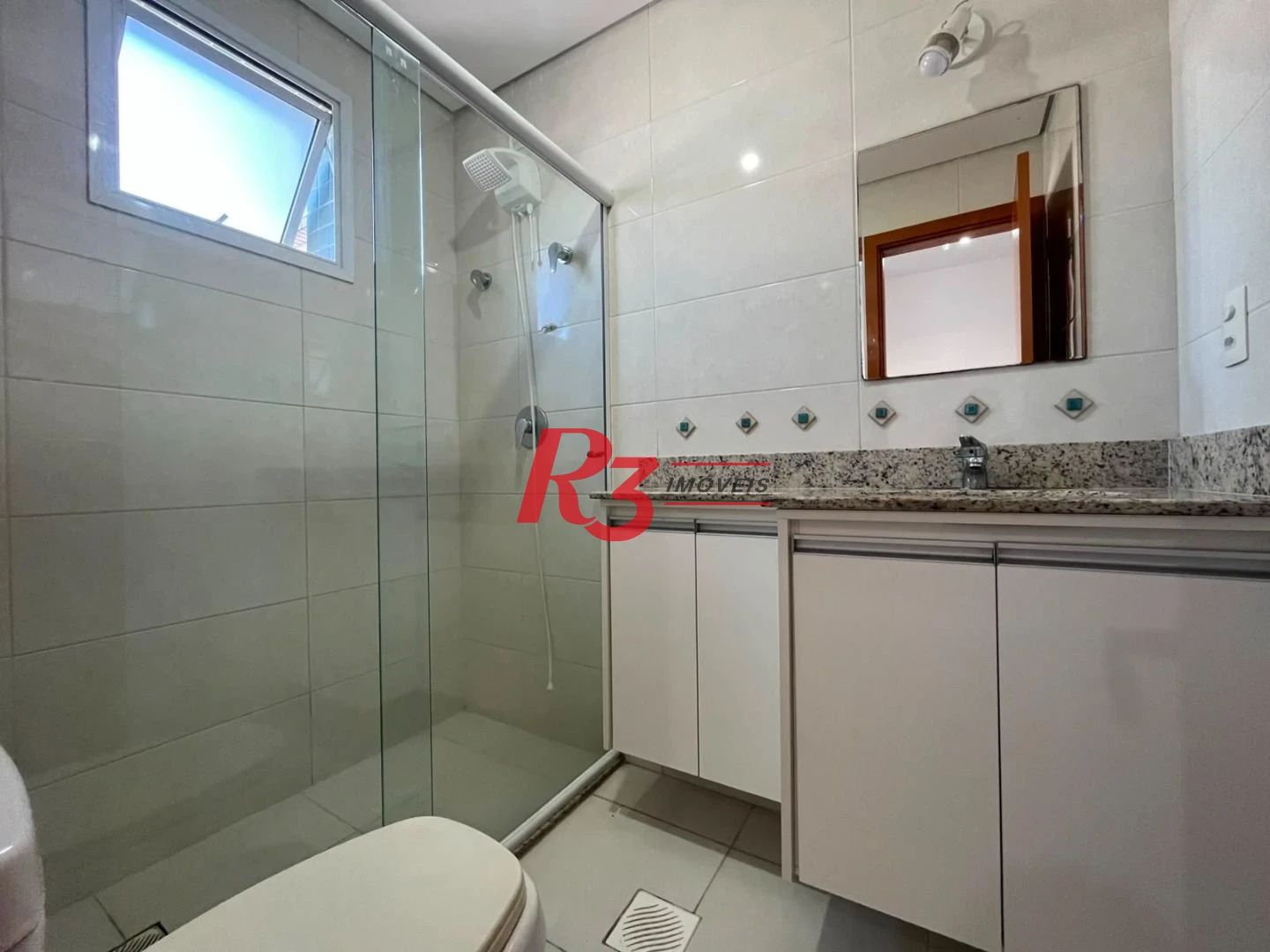 Apartamento com 1 dormitório para alugar, 51 m² por R$ 4.400,00/mês - Embaré - Santos/SP