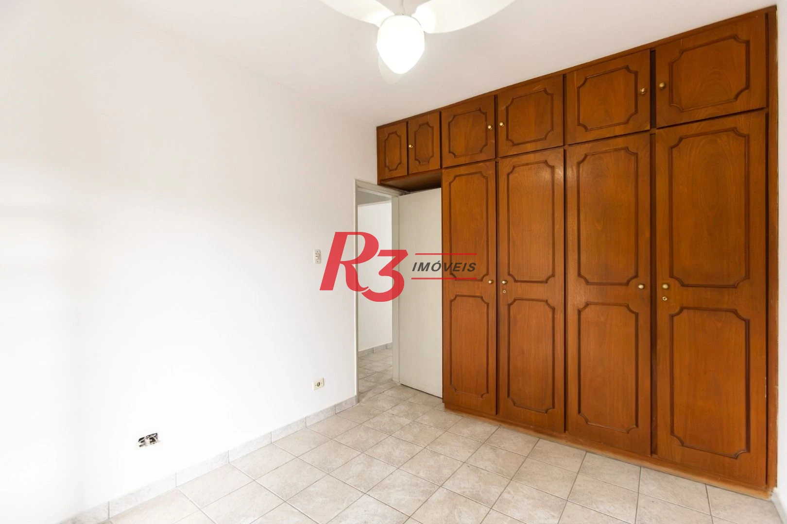 Apartamento com 2 dormitórios à venda, 122 m² por R$ 590.000,00 - Embaré - Santos/SP
