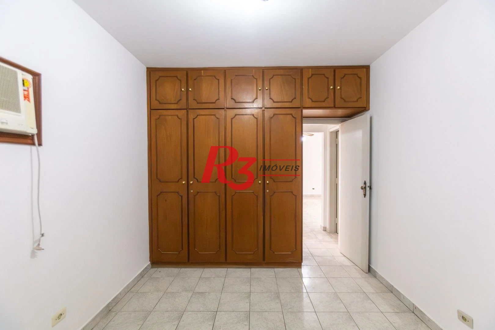 Apartamento com 2 dormitórios à venda, 122 m² por R$ 590.000,00 - Embaré - Santos/SP
