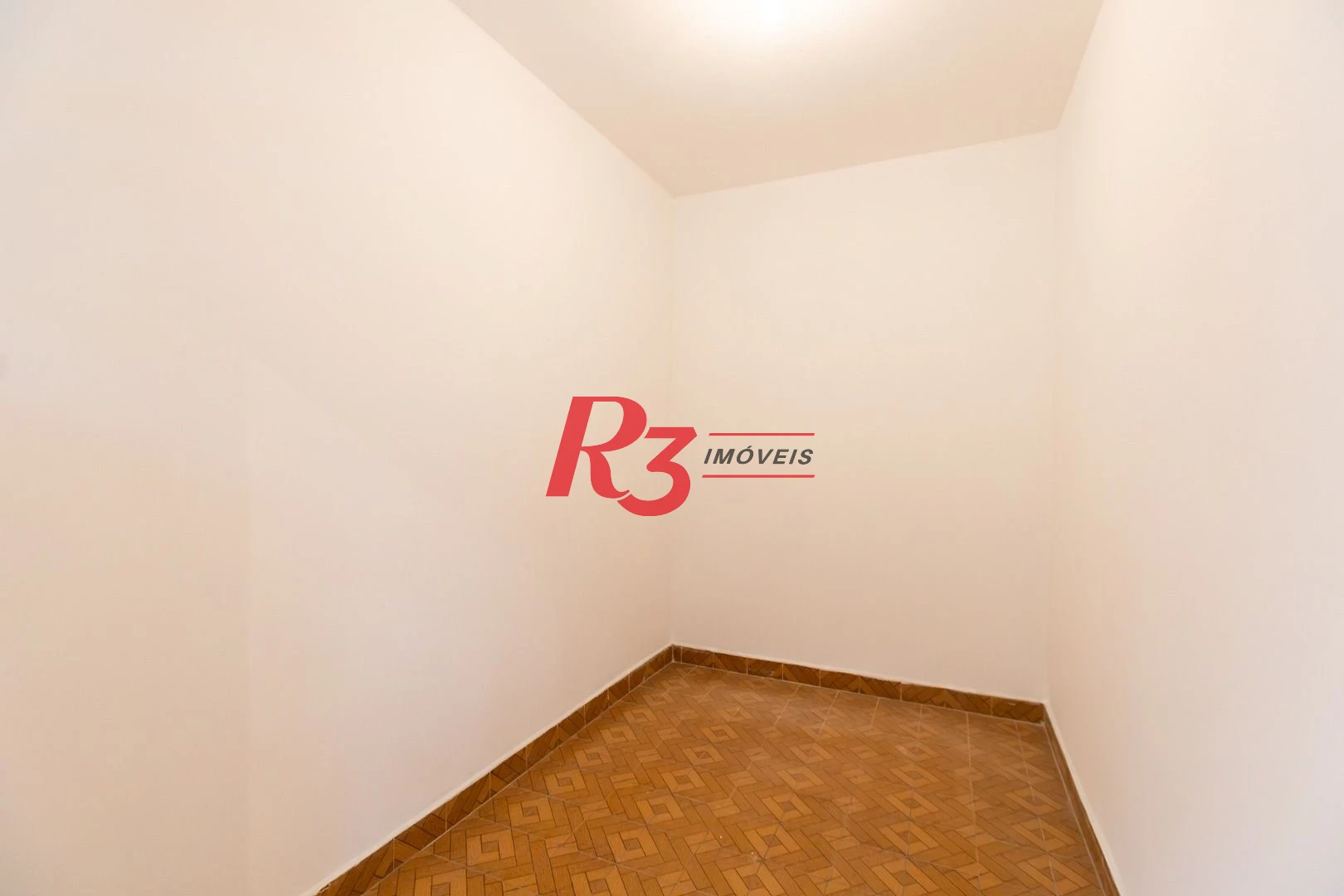Apartamento com 2 dormitórios à venda, 122 m² por R$ 590.000,00 - Embaré - Santos/SP
