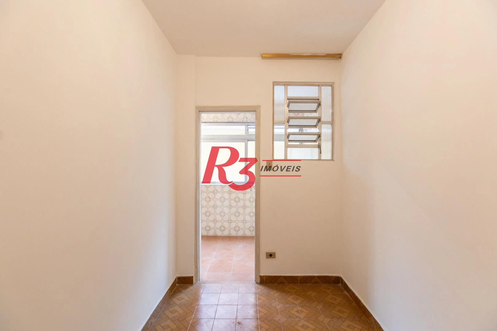 Apartamento com 2 dormitórios à venda, 122 m² por R$ 590.000,00 - Embaré - Santos/SP