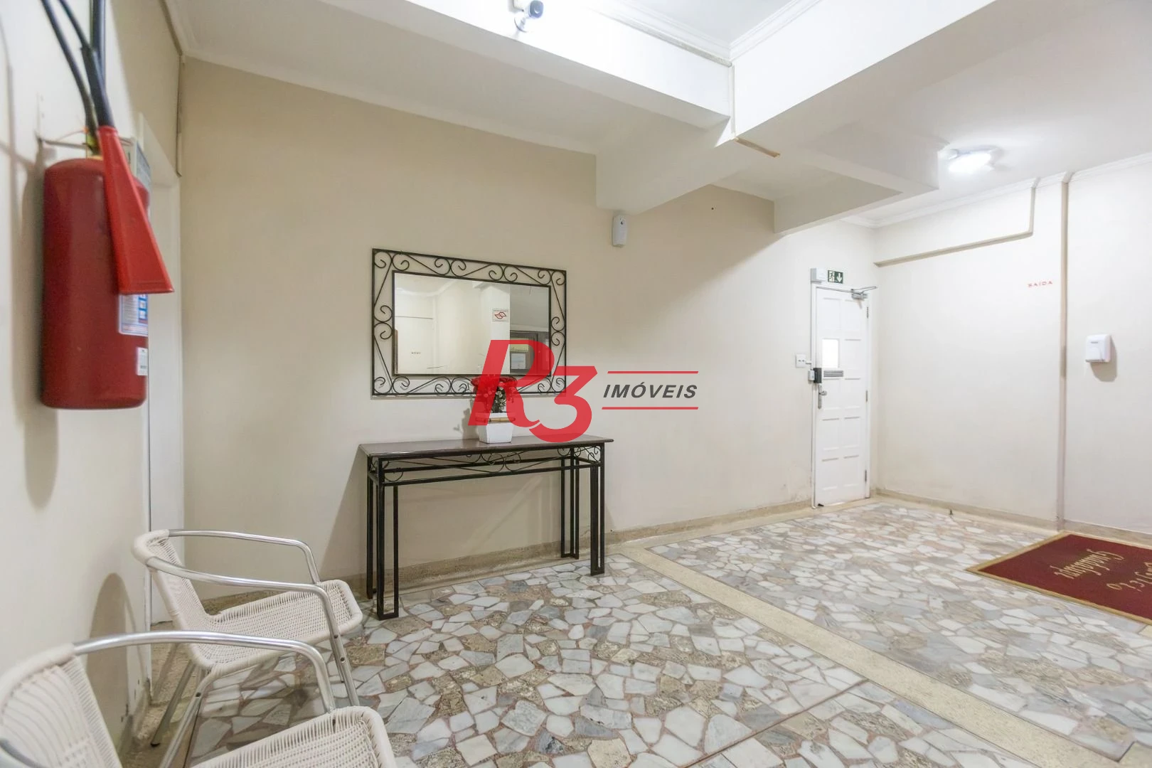 Apartamento com 2 dormitórios à venda, 122 m² por R$ 590.000,00 - Embaré - Santos/SP