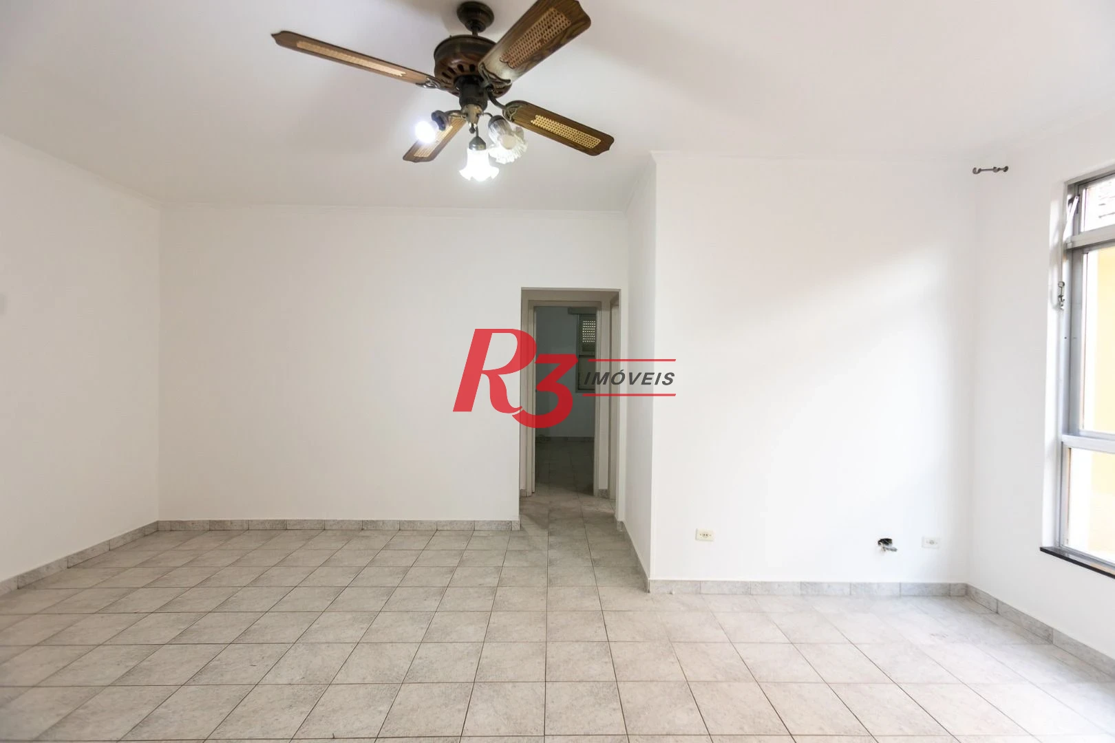 Apartamento com 2 dormitórios à venda, 122 m² por R$ 590.000,00 - Embaré - Santos/SP