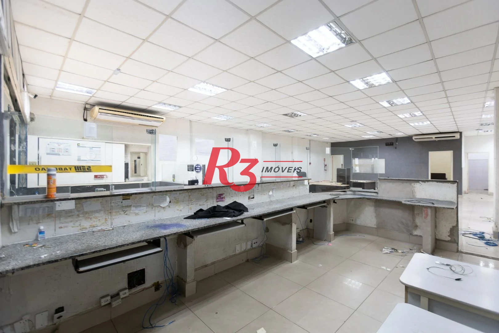 Loja para alugar, 253 m² por R$ 12.000,00/mês - Centro - Santos/SP