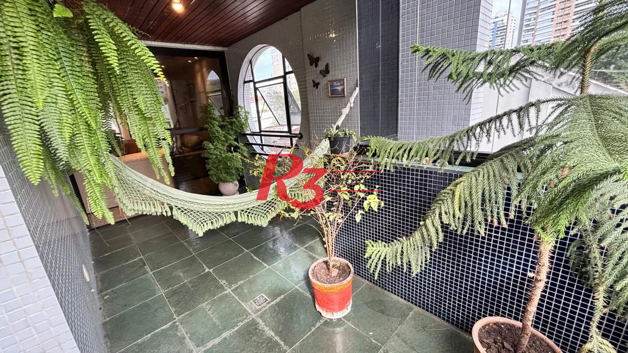 Apartamento com 3 dormitórios à venda, 214 m² por R$ 1.150.000,00 - Gonzaga - Santos/SP