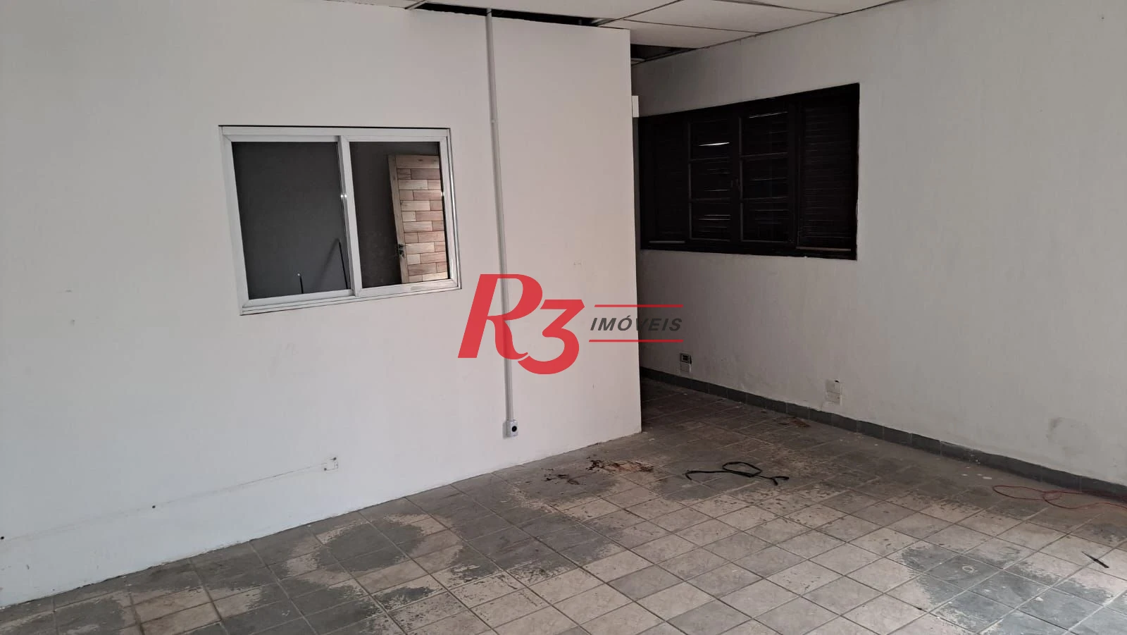 Terreno para alugar, 1250 m² por R$ 30.796,01/mês - Macuco - Santos/SP