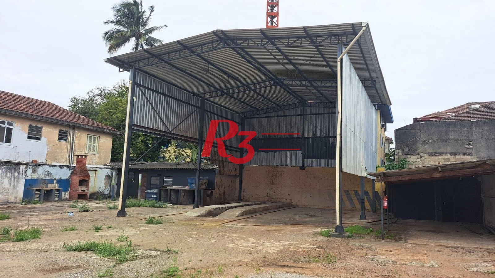 Terreno para alugar, 1250 m² por R$ 30.796,01/mês - Macuco - Santos/SP