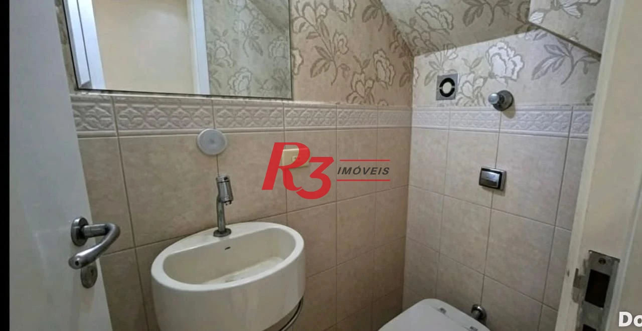 Sobreposta baixa com 3 suites.