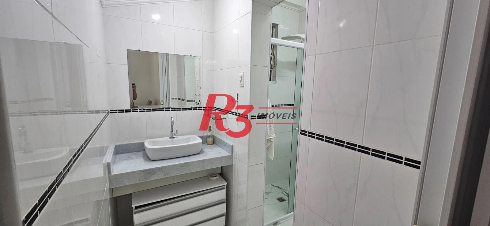 Sobrado com 3 dormitórios para alugar, 146 m² por R$ 10.500,00/mês - Encruzilhada - Santos/SP