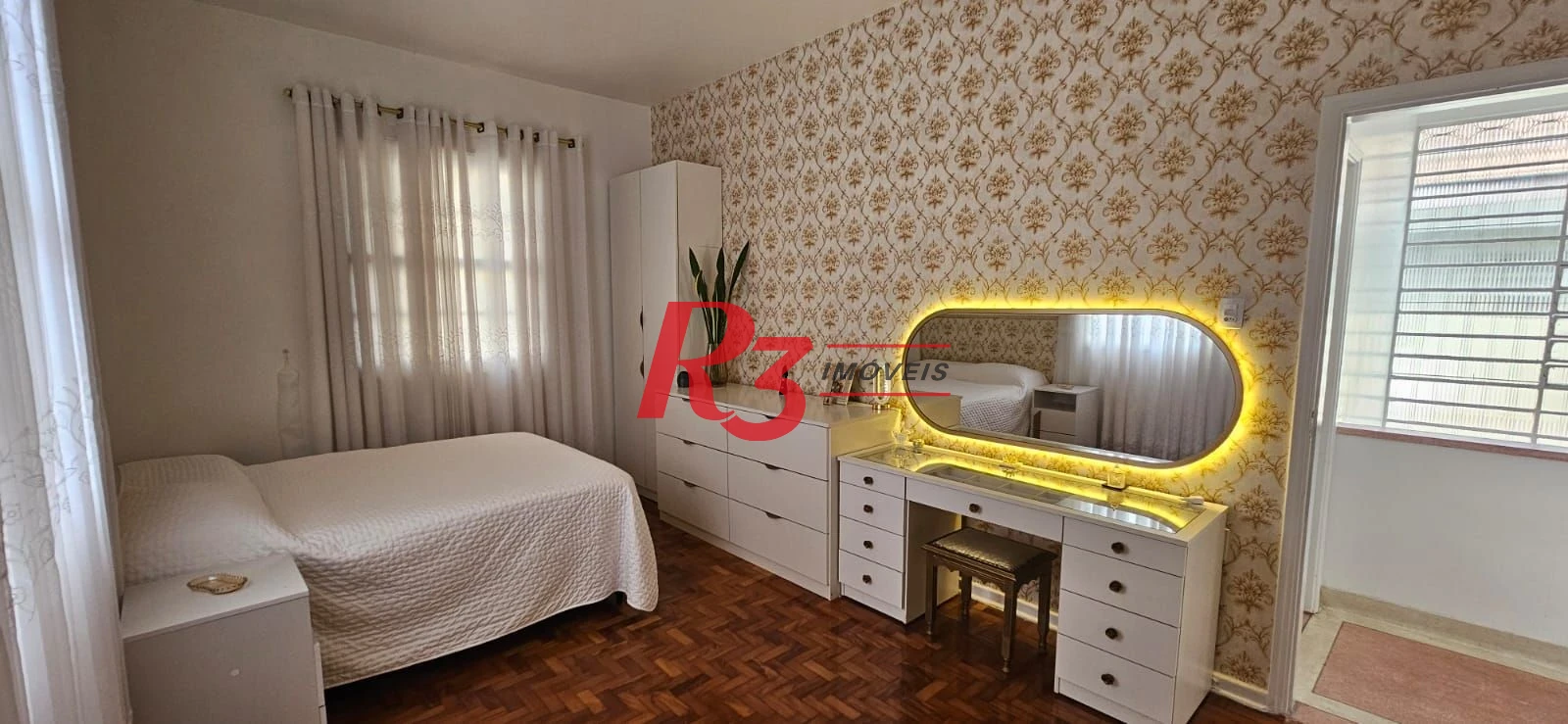 Sobrado com 3 dormitórios para alugar, 146 m² por R$ 10.500,00/mês - Encruzilhada - Santos/SP