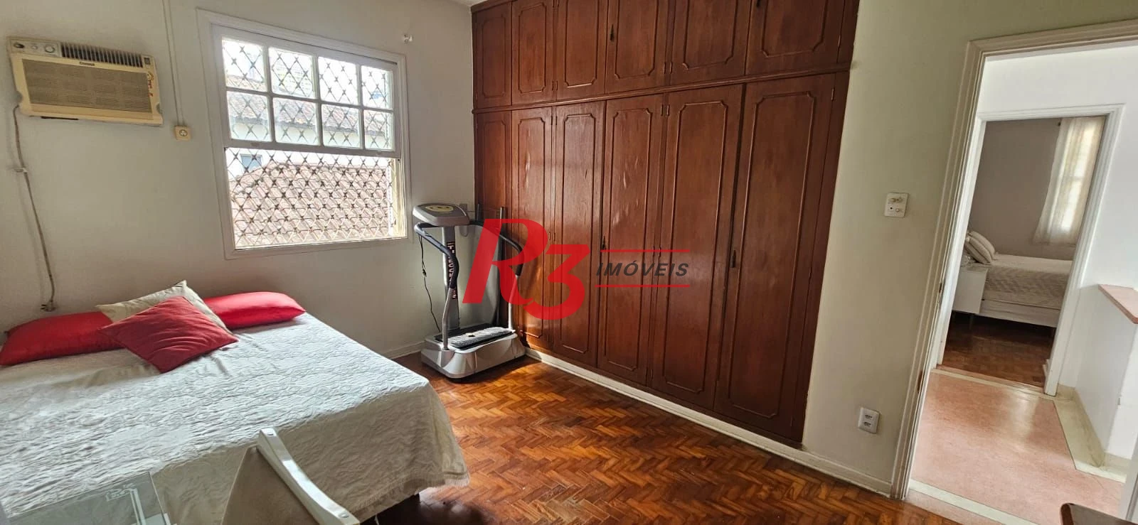 Sobrado com 3 dormitórios para alugar, 146 m² por R$ 10.500,00/mês - Encruzilhada - Santos/SP