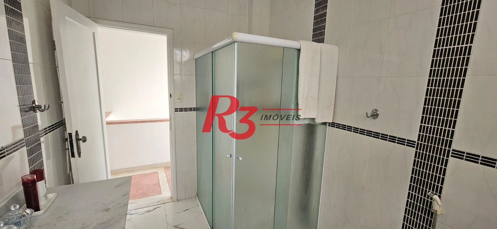 Sobrado com 3 dormitórios para alugar, 146 m² por R$ 10.500,00/mês - Encruzilhada - Santos/SP