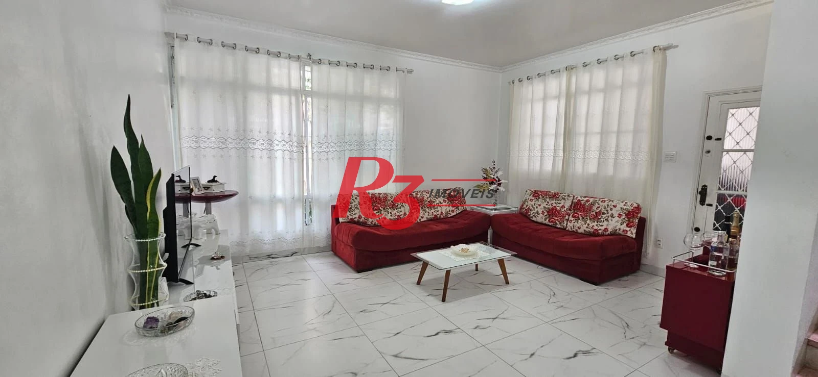 Sobrado com 3 dormitórios para alugar, 146 m² por R$ 10.500,00/mês - Encruzilhada - Santos/SP