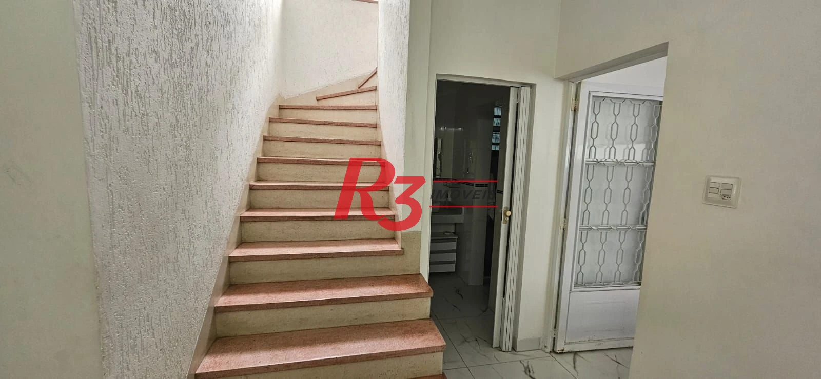 Sobrado com 3 dormitórios para alugar, 146 m² por R$ 10.500,00/mês - Encruzilhada - Santos/SP
