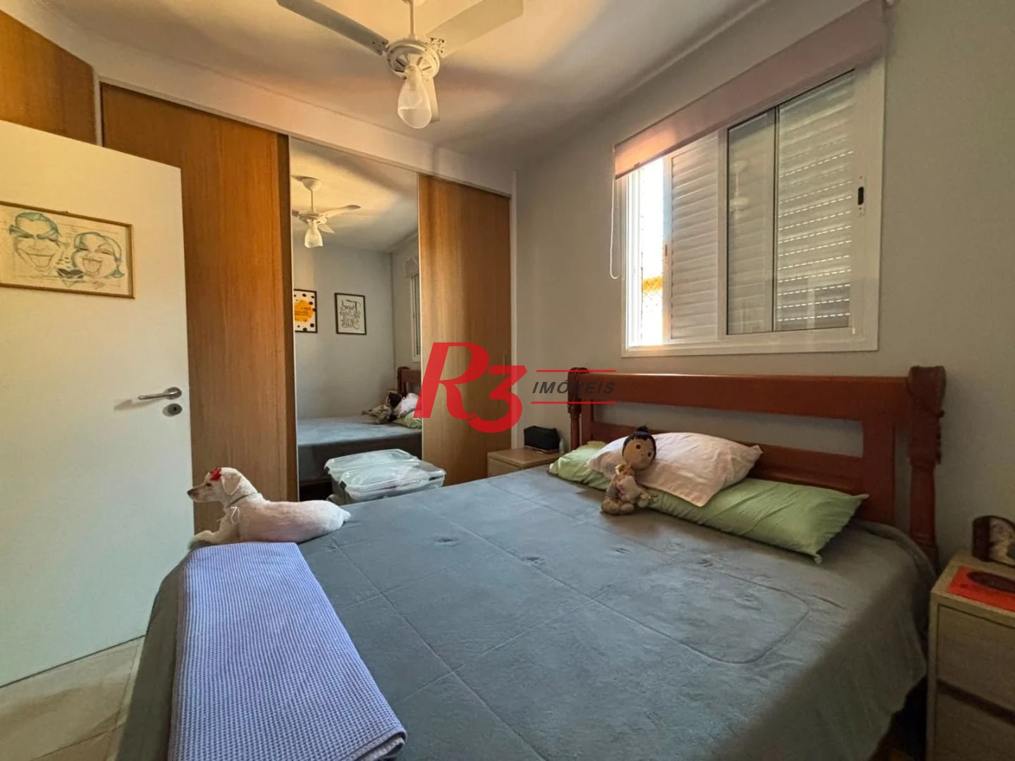 Casa em VILLAGIO 2 suites, 2 vagas condominio com piscina