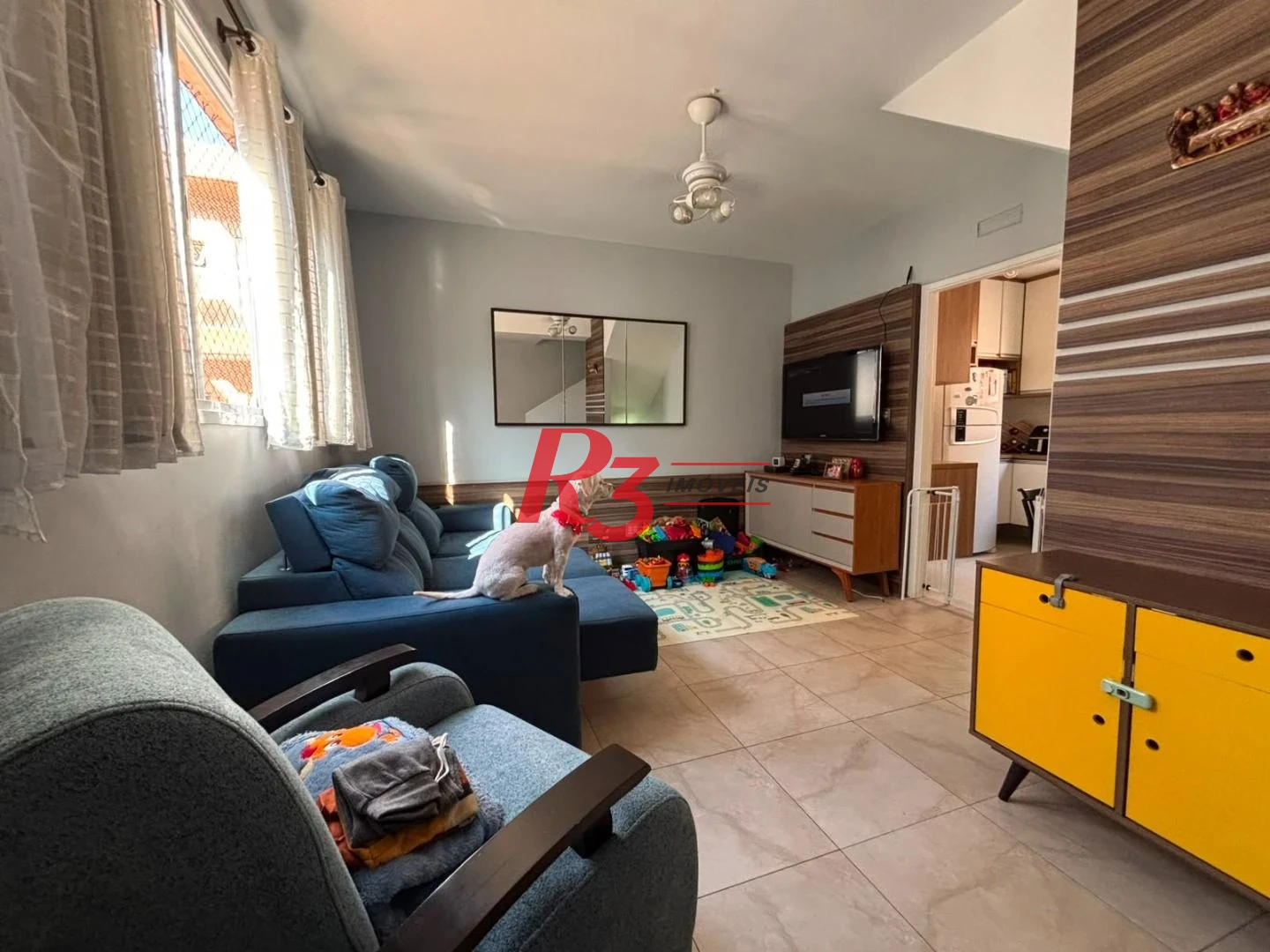 Casa em VILLAGIO 2 suites, 2 vagas condominio com piscina