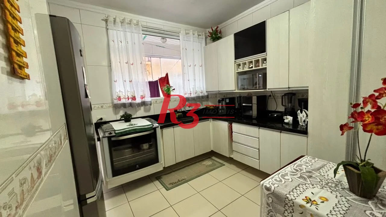 Casa com 2 dormitórios à venda, 97 m² por R$ 799.000,00 - Embaré - Santos/SP