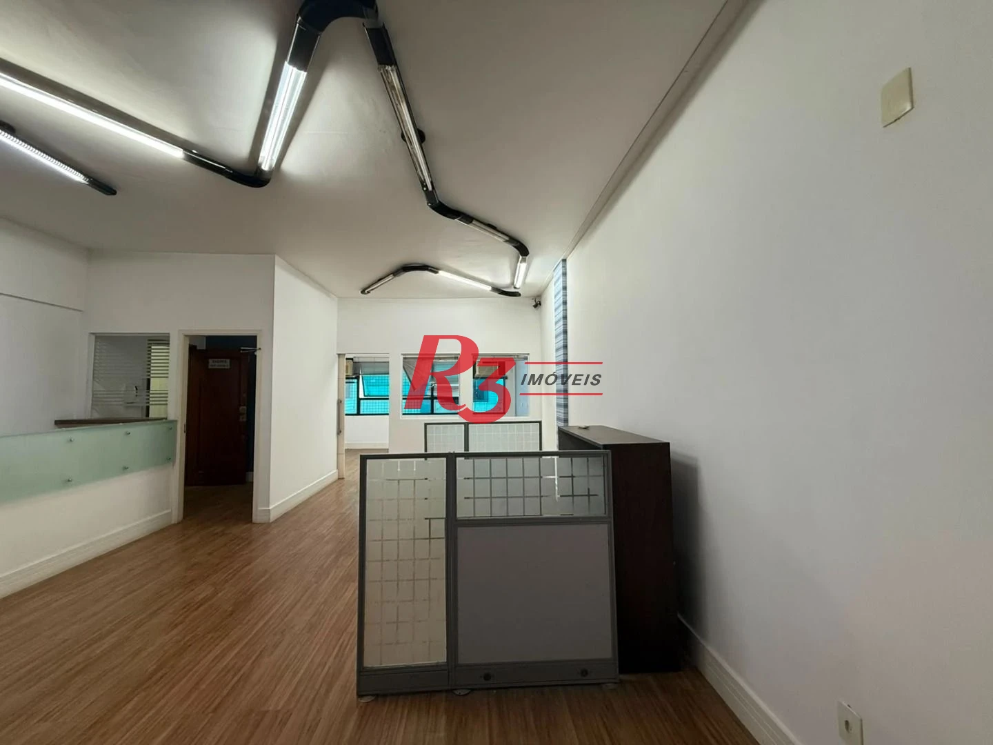 Sala, 108 m² - venda por R$ 400.000,00 ou aluguel por R$ 2.500,00/mês - Centro - Santos/SP