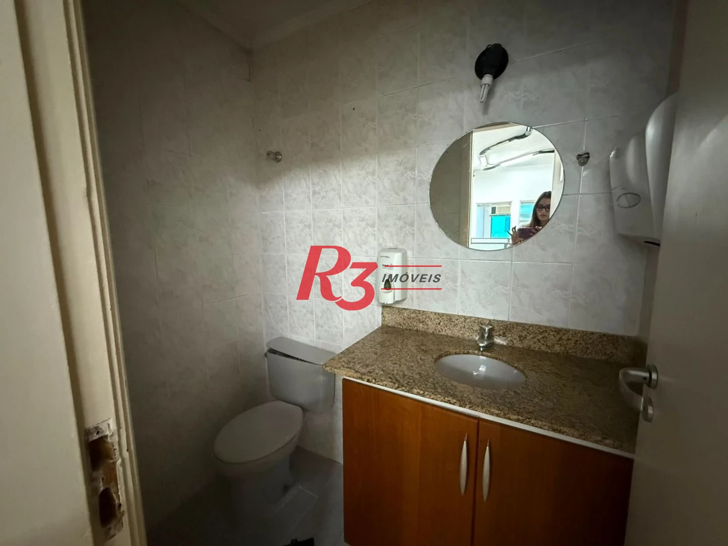 Sala, 108 m² - venda por R$ 400.000,00 ou aluguel por R$ 2.500,00/mês - Centro - Santos/SP