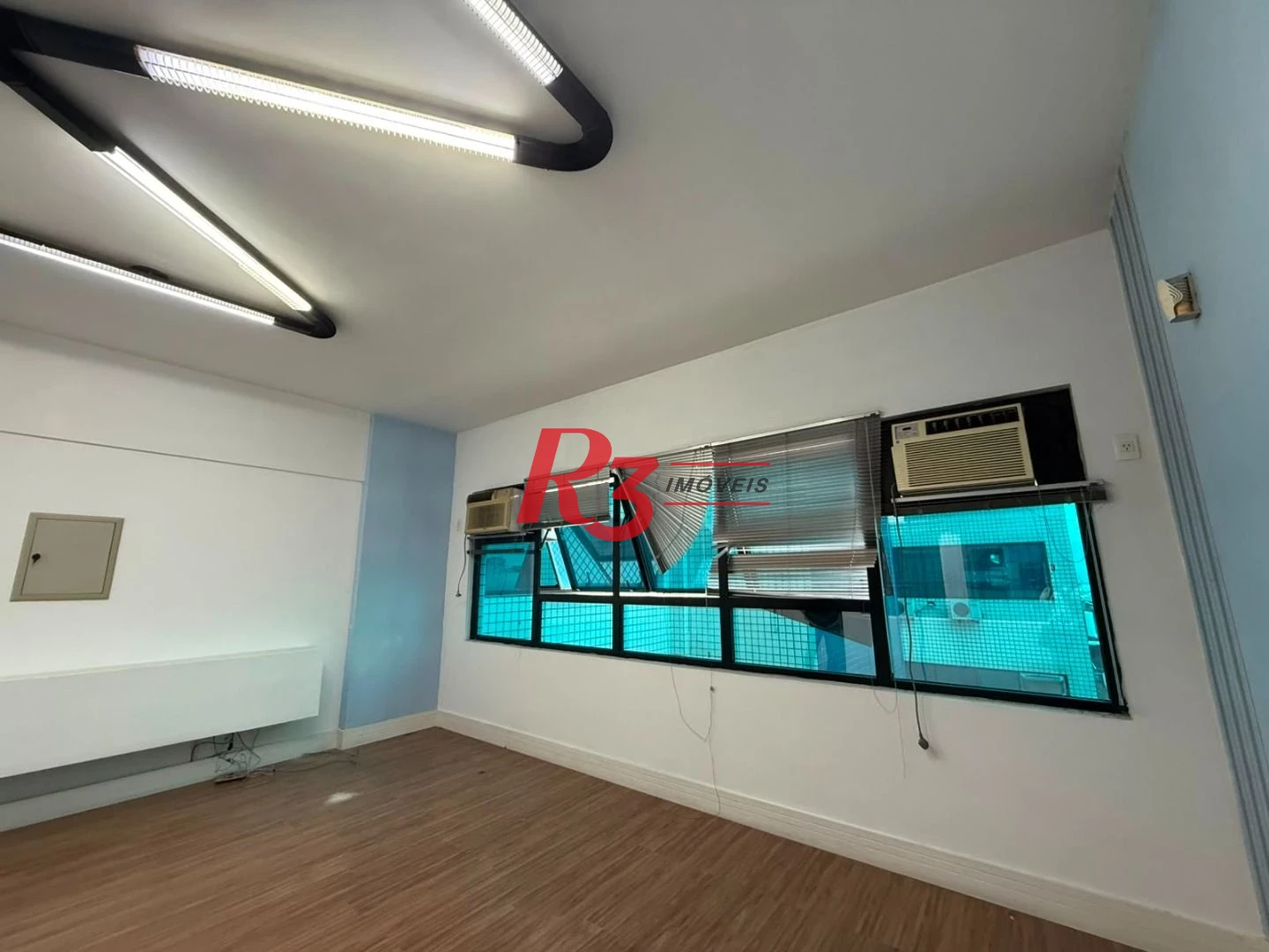 Sala, 108 m² - venda por R$ 400.000,00 ou aluguel por R$ 2.500,00/mês - Centro - Santos/SP