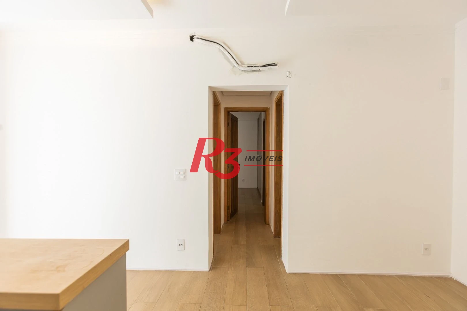 Apartamento com 2 dormitórios à venda, 62 m² por R$ 910.000,00 - Marapé - Santos/SP