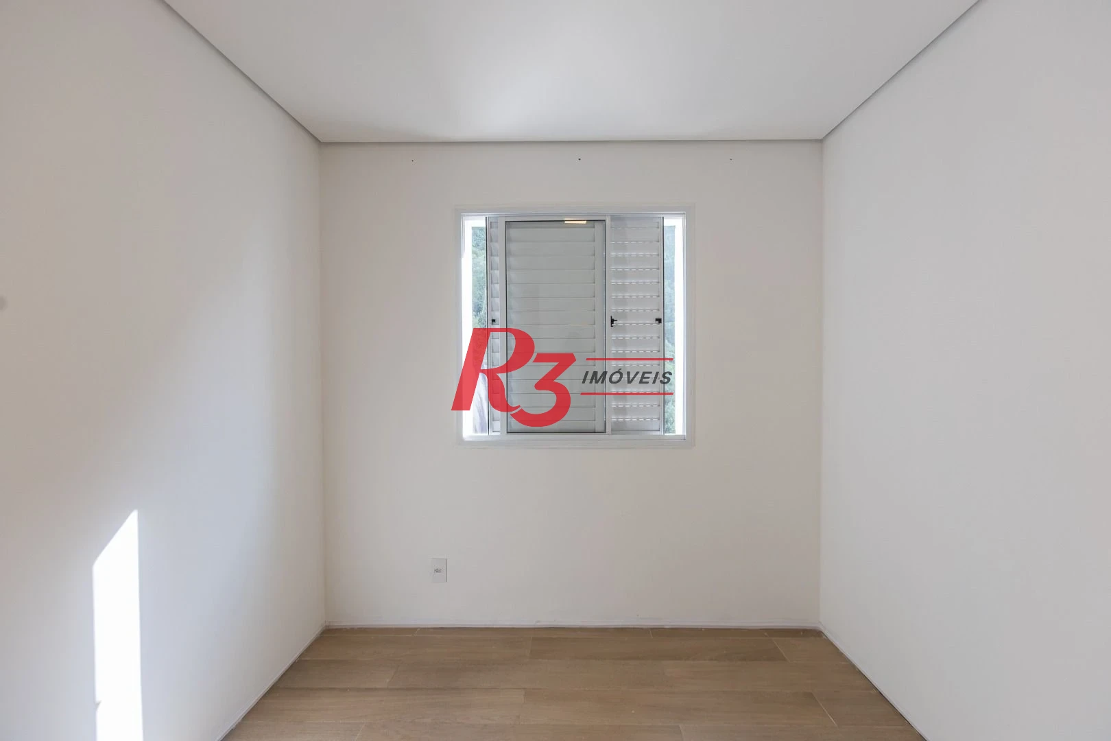 Apartamento com 2 dormitórios à venda, 62 m² por R$ 910.000,00 - Marapé - Santos/SP