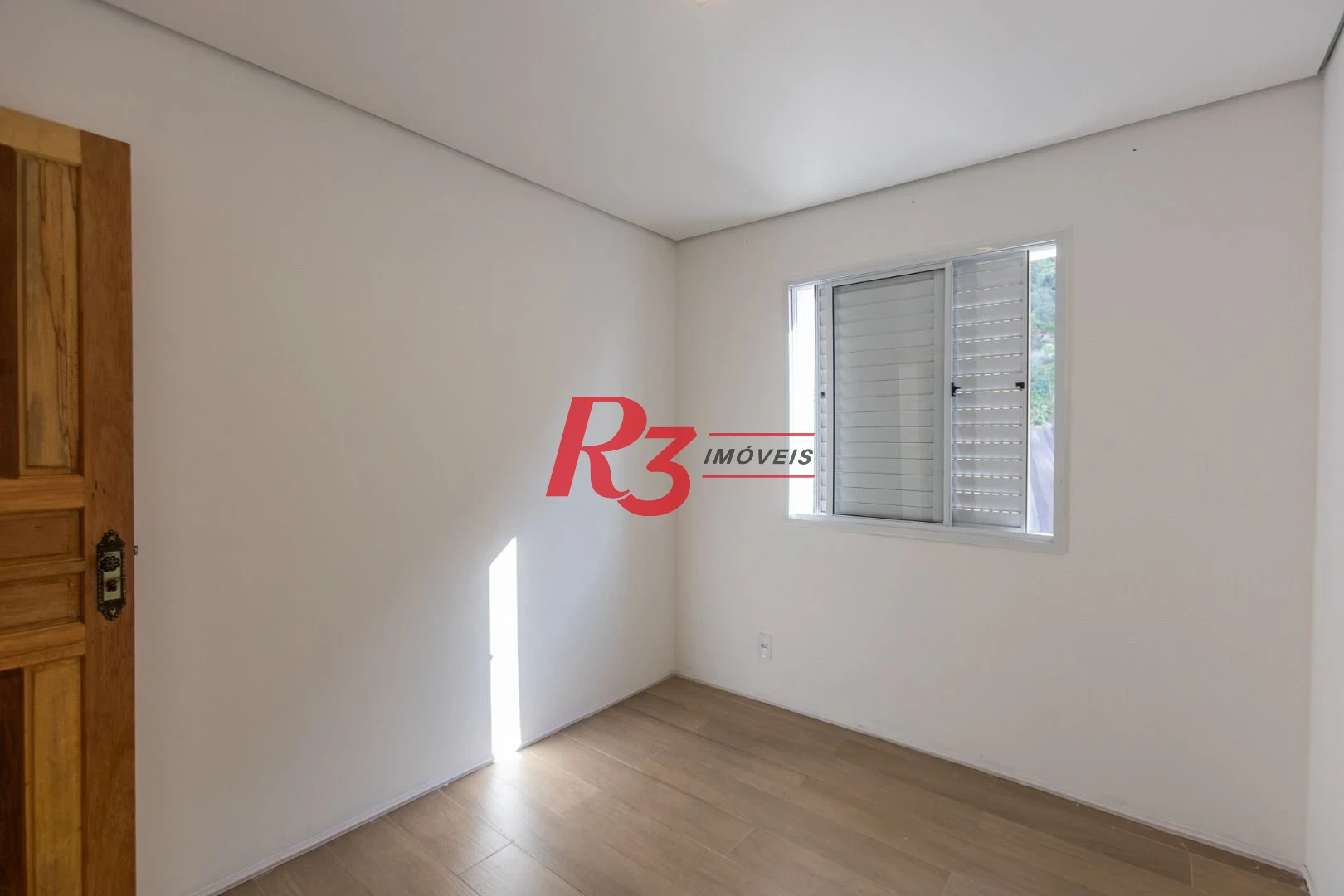 Apartamento com 2 dormitórios à venda, 62 m² por R$ 910.000,00 - Marapé - Santos/SP