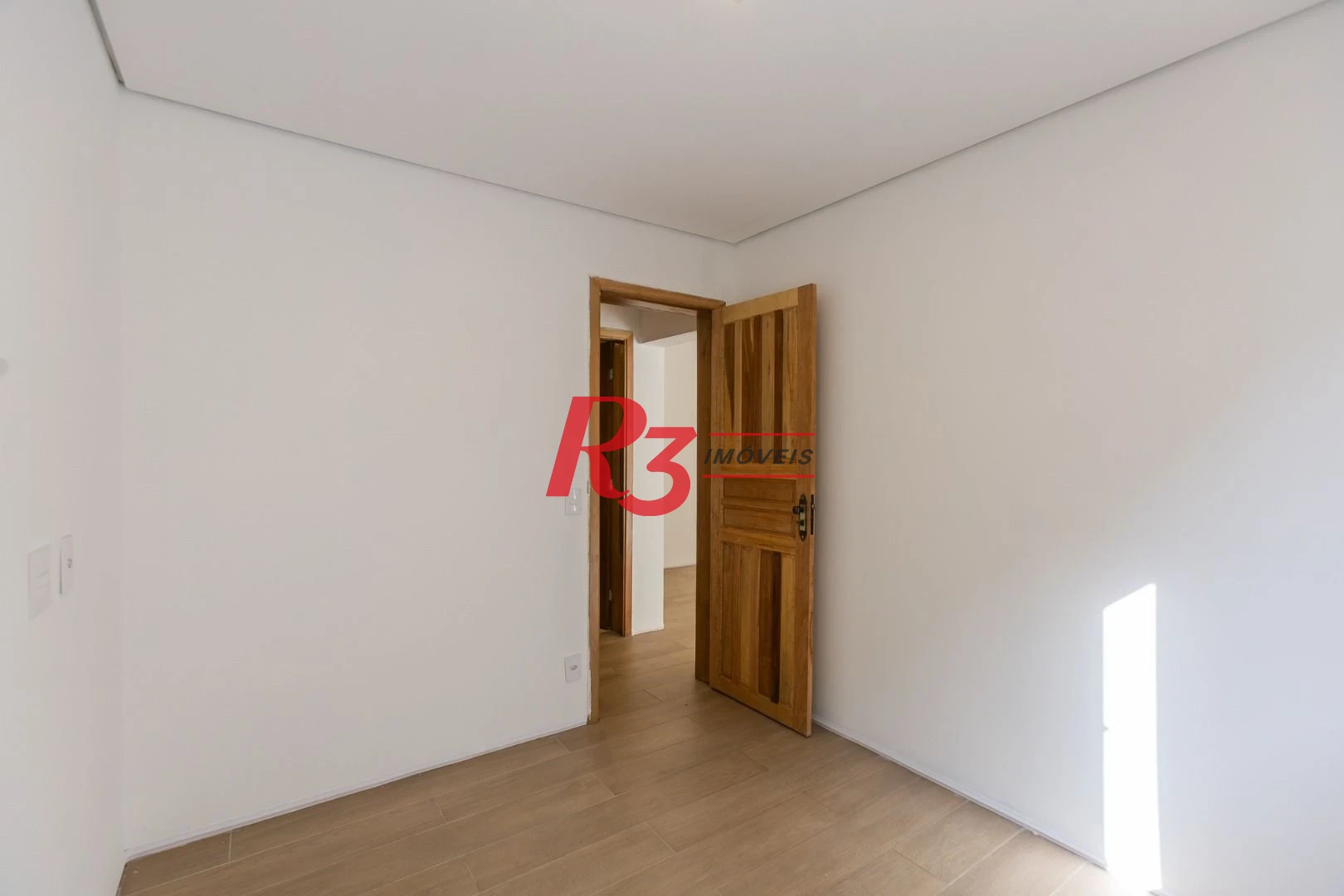 Apartamento com 2 dormitórios à venda, 62 m² por R$ 910.000,00 - Marapé - Santos/SP