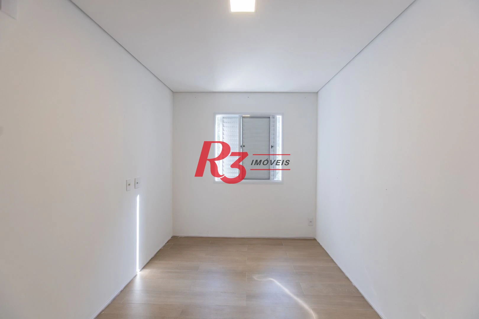 Apartamento com 2 dormitórios à venda, 62 m² por R$ 910.000,00 - Marapé - Santos/SP
