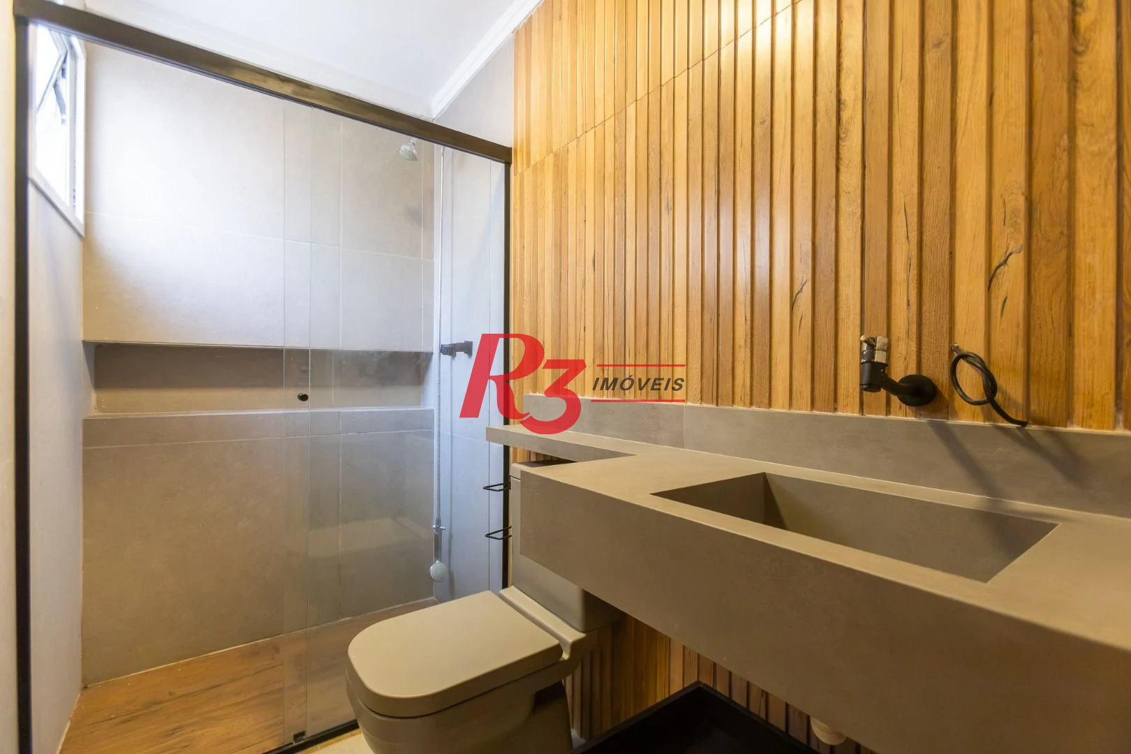 Apartamento com 2 dormitórios à venda, 62 m² por R$ 910.000,00 - Marapé - Santos/SP