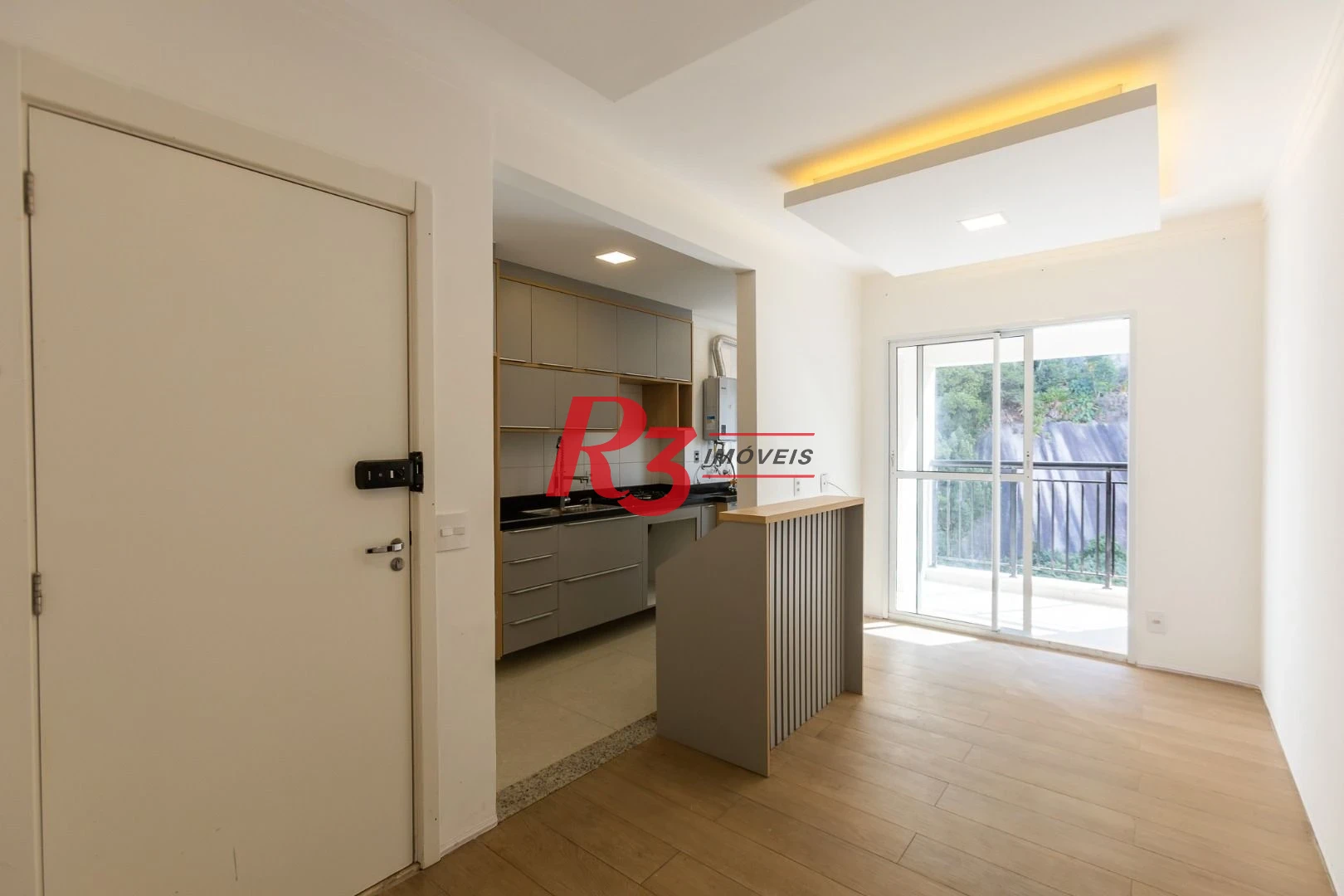 Apartamento com 2 dormitórios à venda, 62 m² por R$ 910.000,00 - Marapé - Santos/SP