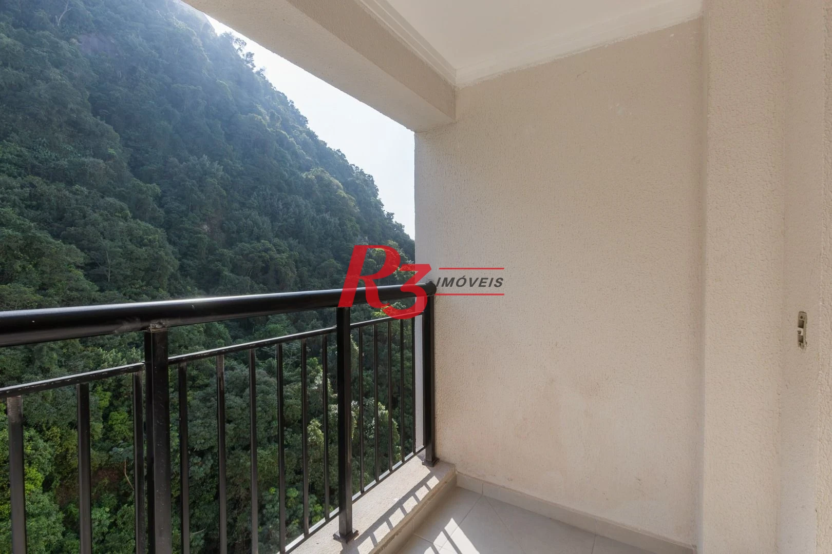 Apartamento com 2 dormitórios à venda, 62 m² por R$ 910.000,00 - Marapé - Santos/SP