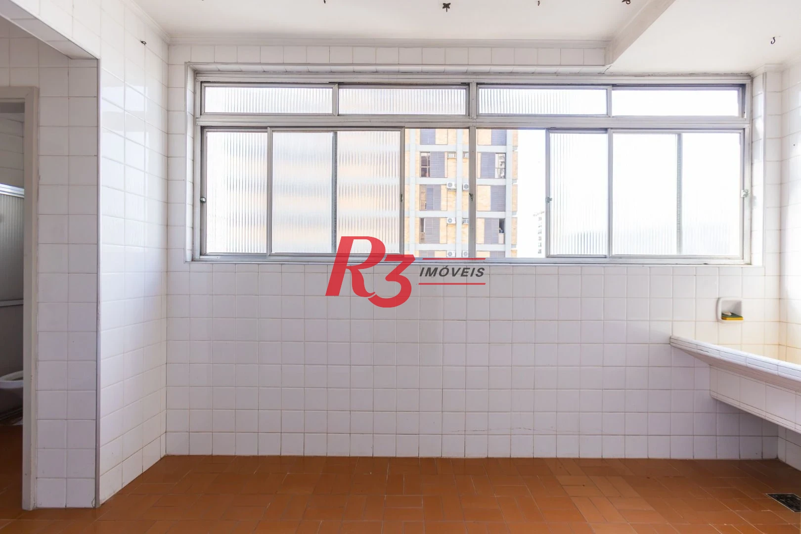 Apartamento com 3 dormitórios para alugar, 194 m² por R$ 7.900,00/mês - Embaré - Santos/SP