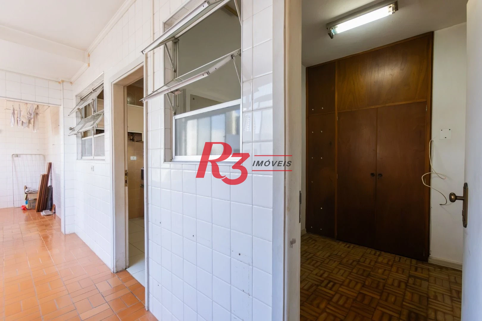 Apartamento com 3 dormitórios para alugar, 194 m² por R$ 7.900,00/mês - Embaré - Santos/SP