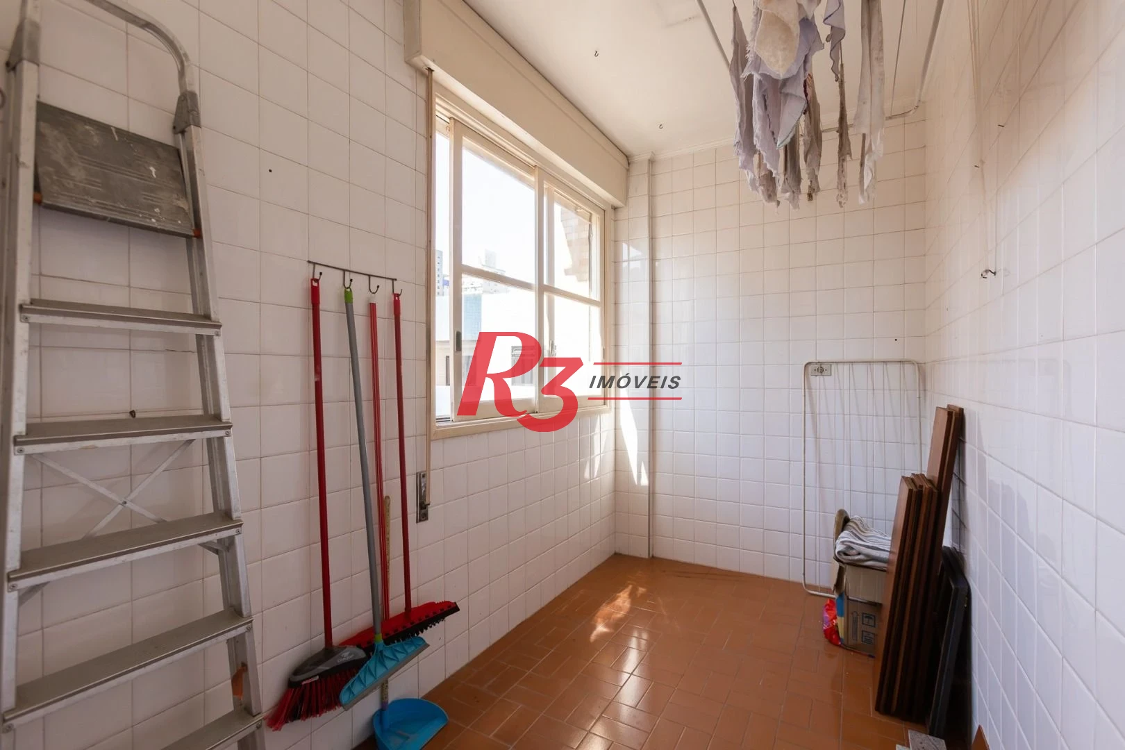 Apartamento com 3 dormitórios para alugar, 194 m² por R$ 7.900,00/mês - Embaré - Santos/SP