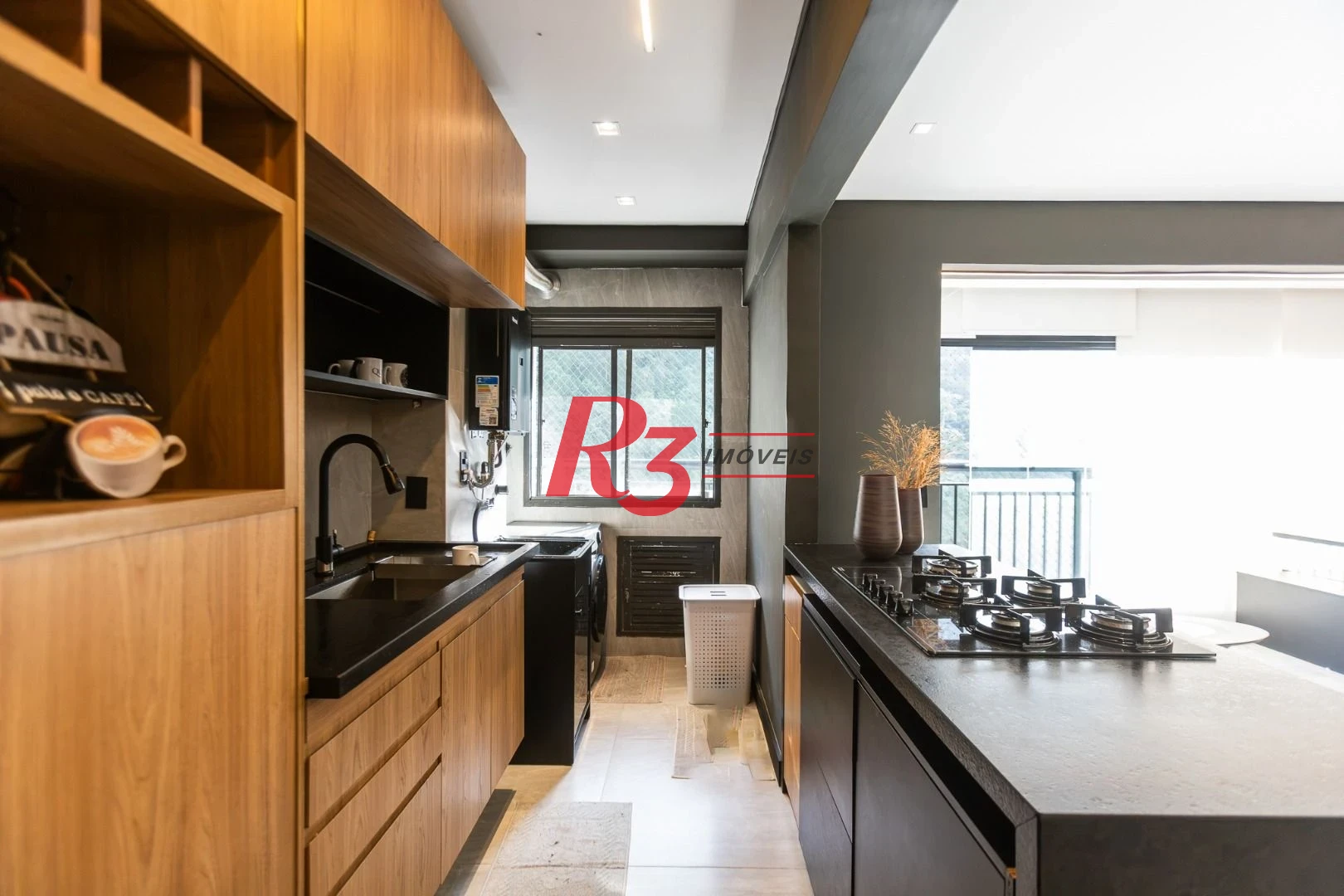Apartamento com 2 dormitórios à venda, 84 m² por R$ 899.000,00 - Marapé - Santos/SP